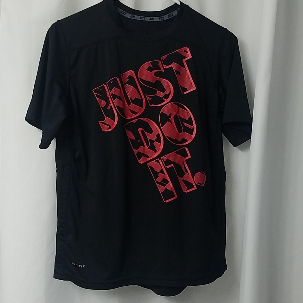 Nike youth dri fit